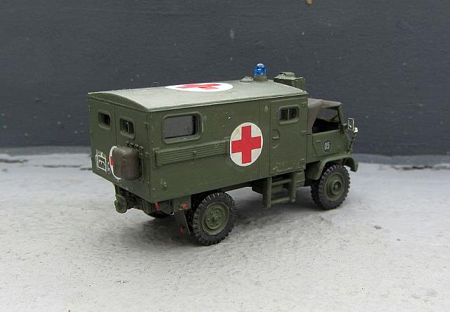 DB Unimog S 404 Sanitätsfahrzeug der Bundeswehr von 1955 - 1985