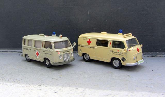 2x Ford Transit FK 100 Kastenwagen DRK Einsatzfahrzeuge von 1957