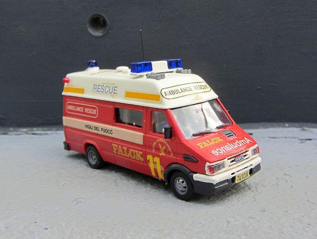 IVECO DAILY 2,5 TD Rettungswagen in Italien von 2005