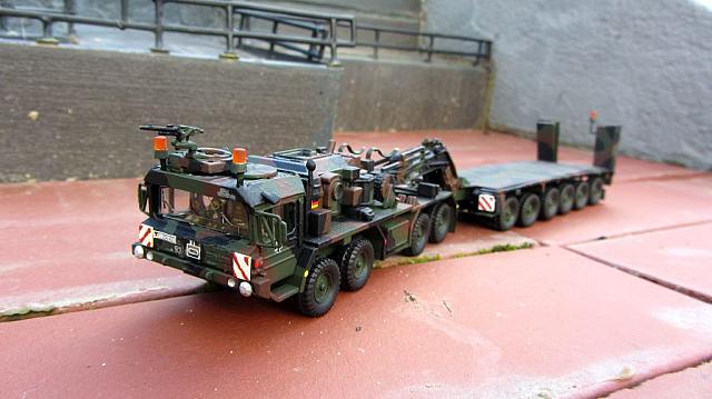 FAUN SLT 50-3 Elefant mit Sattelaufleger Typ TISA 56