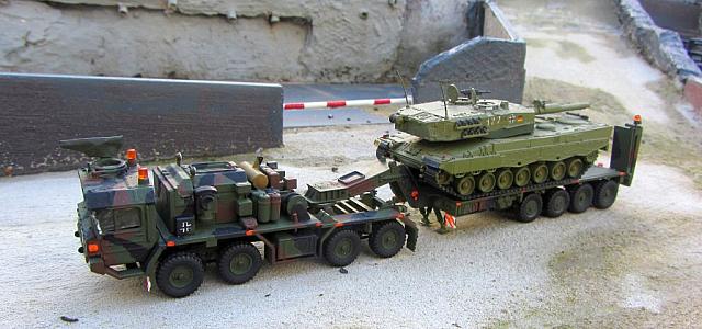 SLT 50-2 mit Leopard 2 A4