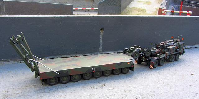 SLT 50-3 Elefant mit Aufleger 80t