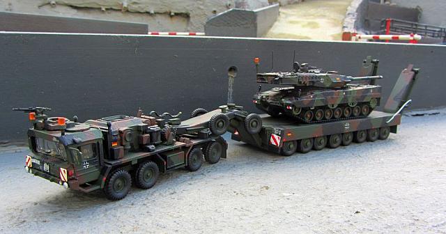 SLT 50-3 mit Sattelaufleger 80t