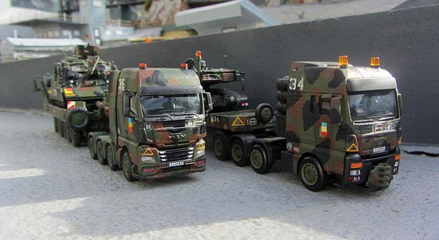 Schwerlasttransportfahrzeuge der belgischen Armee / NATO