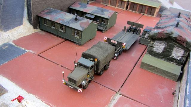 Faun 908/425 A ZgM kurz mit Schwerlastanhäger 60t Bundeswehr 1960