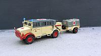 Borgward-LKW 0,75t gl (4x4) Typ B 2000 A/O Lastwagen mit Kofferaufbau DRK Einsatzfahrzeug von 1958 mit Lastanhänger 0,75t
