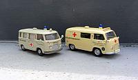 2x Ford Transit FK 100 Kastenwagen DRK Einsatzfahrzeuge von 1957