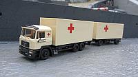 MAN Lastwagen mit Anhänger DRK