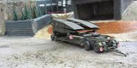 Schwertransportanhänger bis 50t mit Zuladung von einer Scheerenfaltbrücke